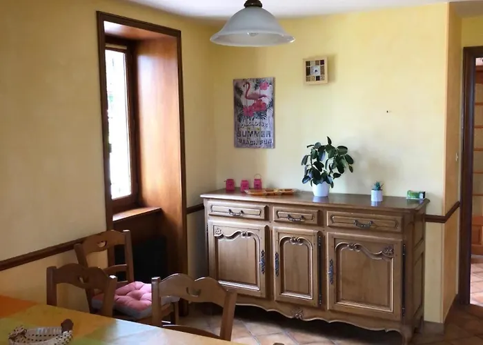 De La Croix Mandet Сasa de vacaciones Vensat